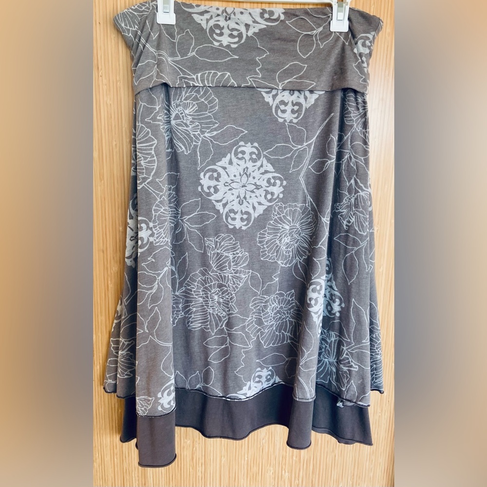 Athleta Gray Floral Midi Skirt